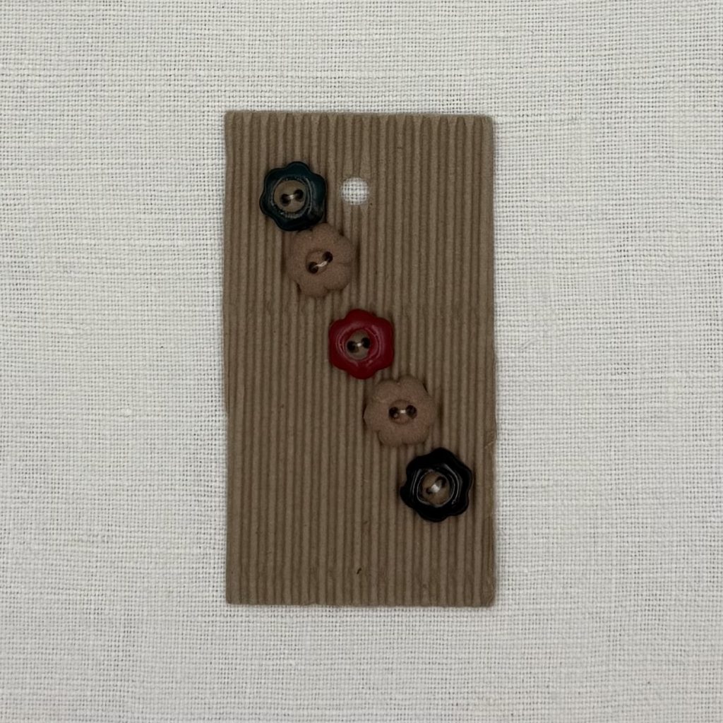 Incomparable Buttons - Image 3